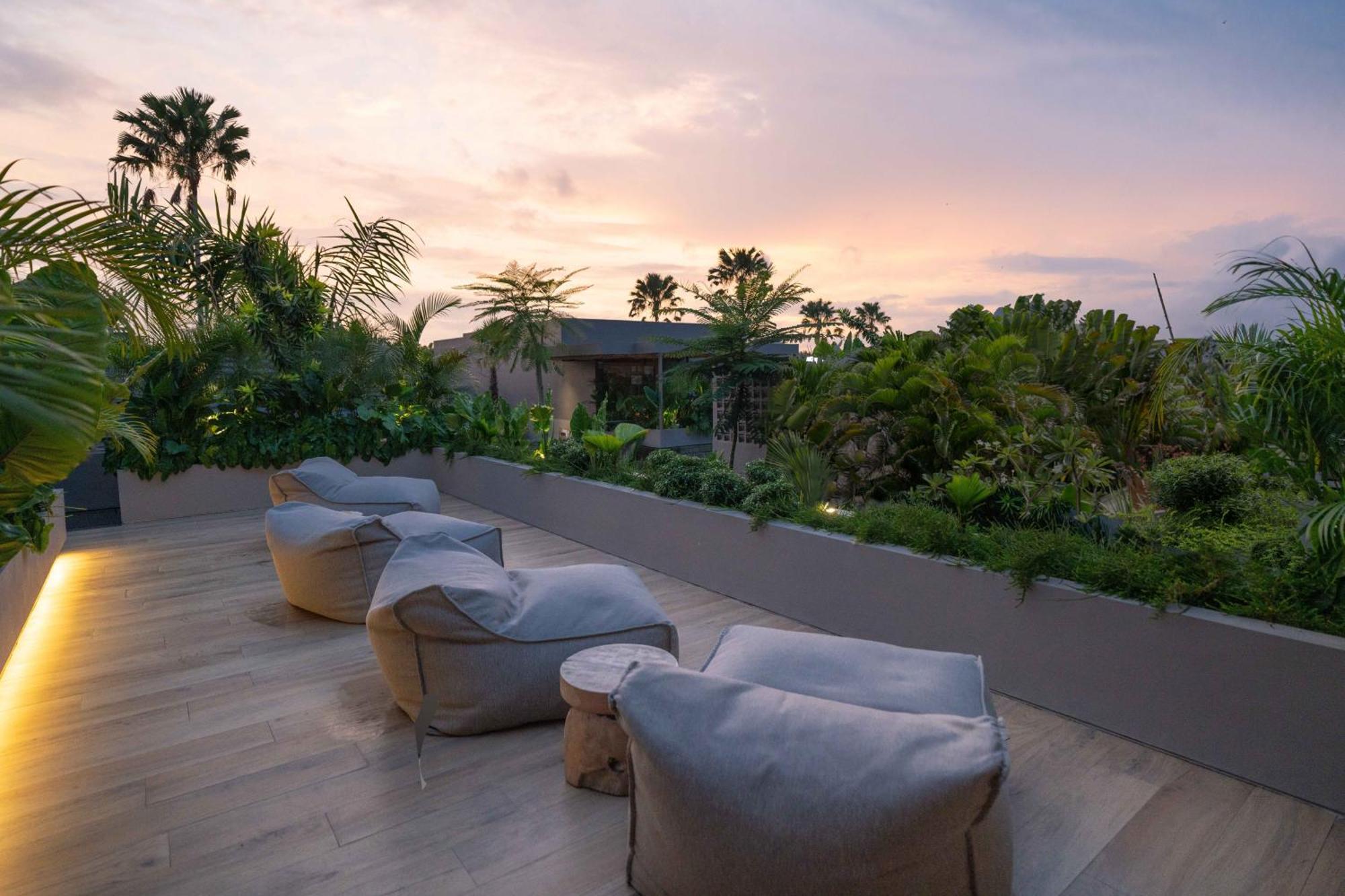 Sin Nombre Bali - Sauna, Ice Bath & Roof Terrace Canggu  Bagian luar foto